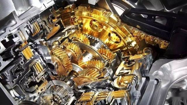 坚持10000公里或一年换机油，三年下来老司机有话要说