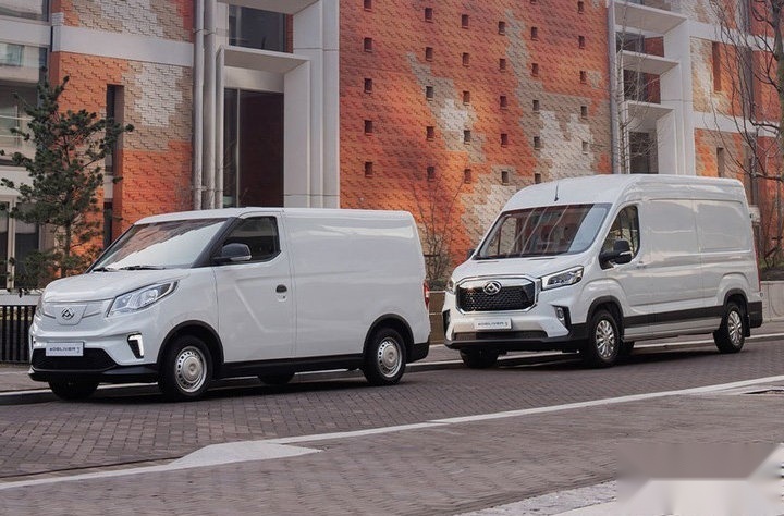 上汽大通MAXUS“新生代跨界车”V70新途 精英版开启预售！