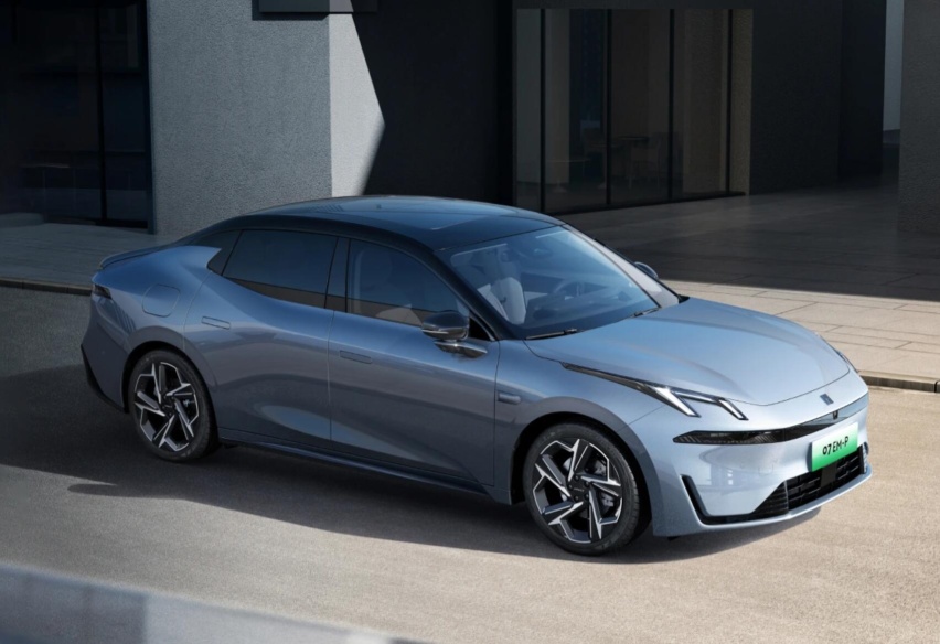 7月中型轿车销量变化大 比亚迪夺得冠、亚军 Model 3没过万