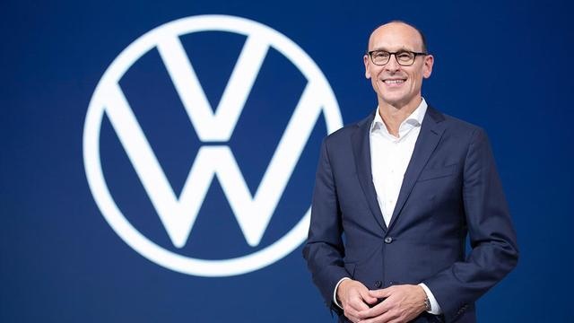 4系实车“丑出天际”？五菱摆摊车？近期热点资讯大盘点