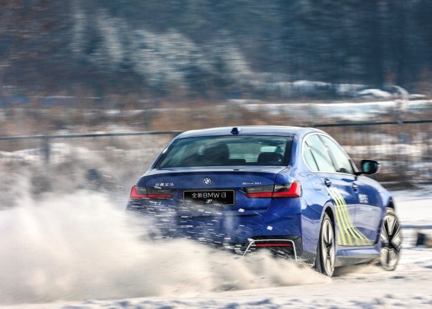 人生绕不过的纯电驾驶者之车 2022年BMW北区雪季电动驾控体验营