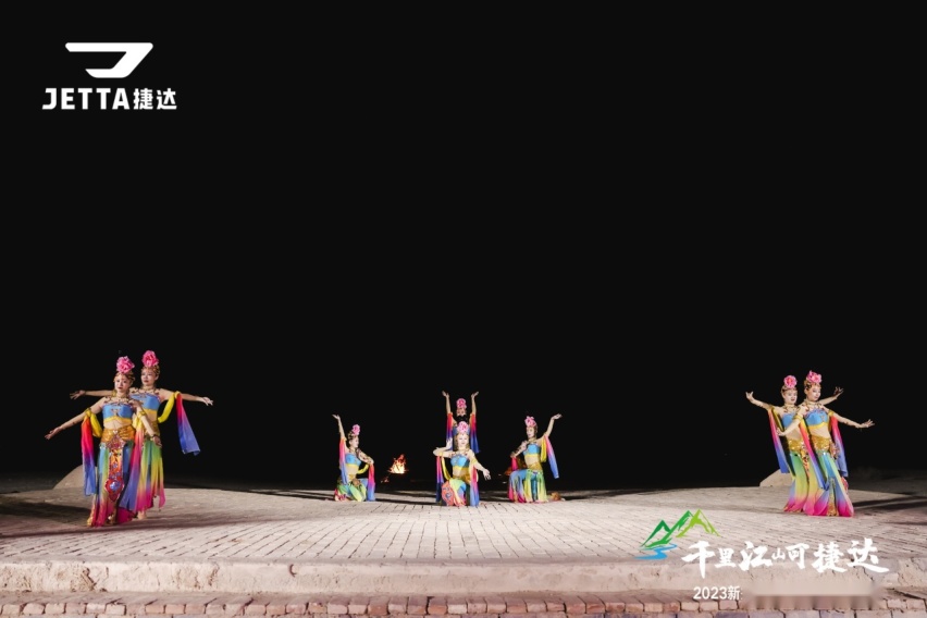 搭载1.4T大众发动机与爱信6AT变速箱，试驾捷达VS7