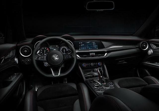 阿尔法罗密欧Stelvio Veloce Ti版官图发布