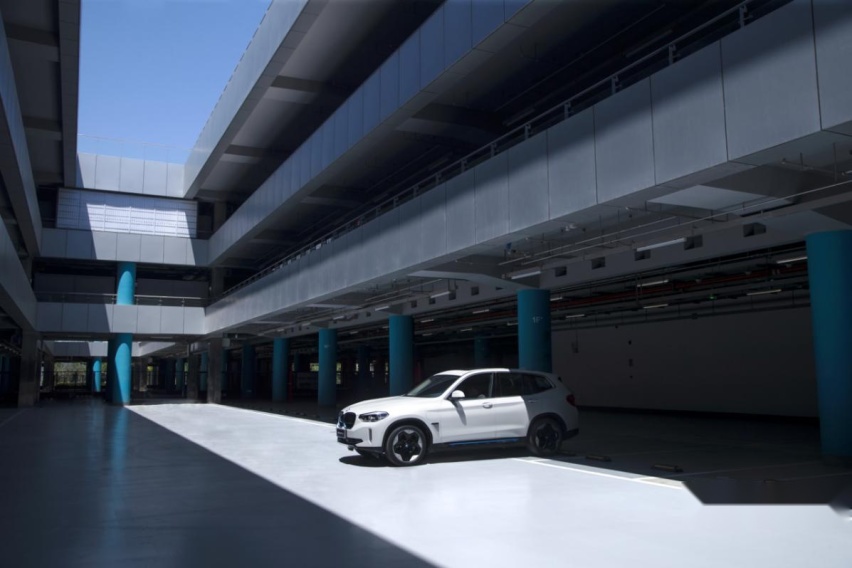 高效动力和超长续航，BMW iX3竟让人难以拒绝