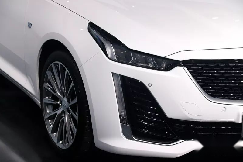 不到20万又能入手凯迪拉克大后超？CT5预售价28万起！