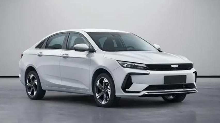 吉利帝豪L插混首次改款，馈电油耗3.8L，养车省不省？