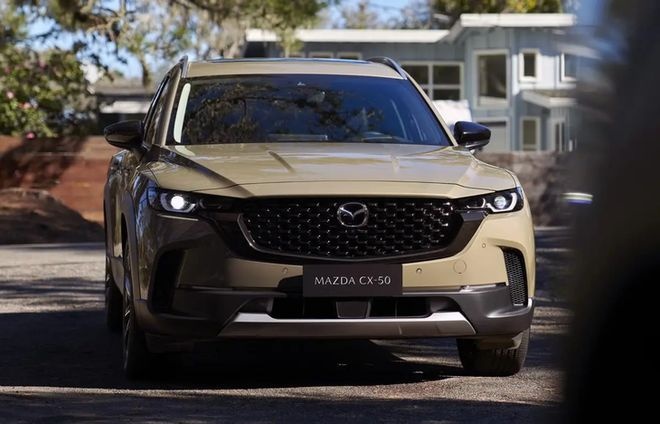 与MAZDA CX-50山河之约 超沉浸式3.0 VR看车