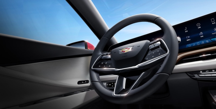 先用颜值击败对手！凯迪拉克首款先锋个性轿跑SUV GT4来了！