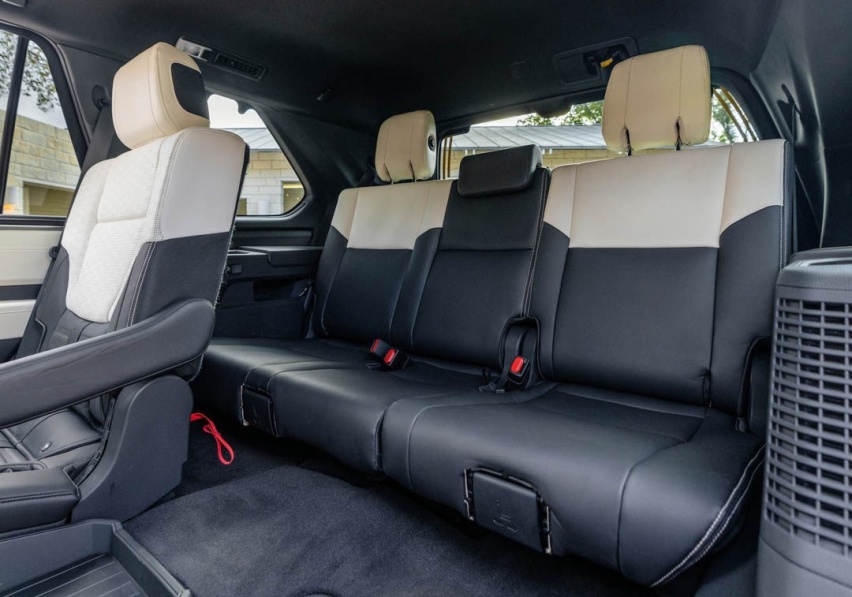 真•男人的理想型SUV！3.5T混动+氮气避震+四驱，够硬！
