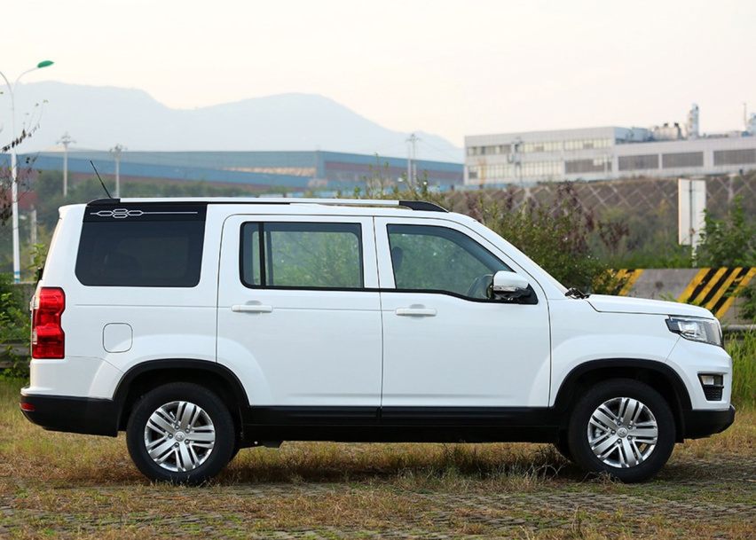 5万不到的7座SUV，1.5L+手动，轴距仅2750mm