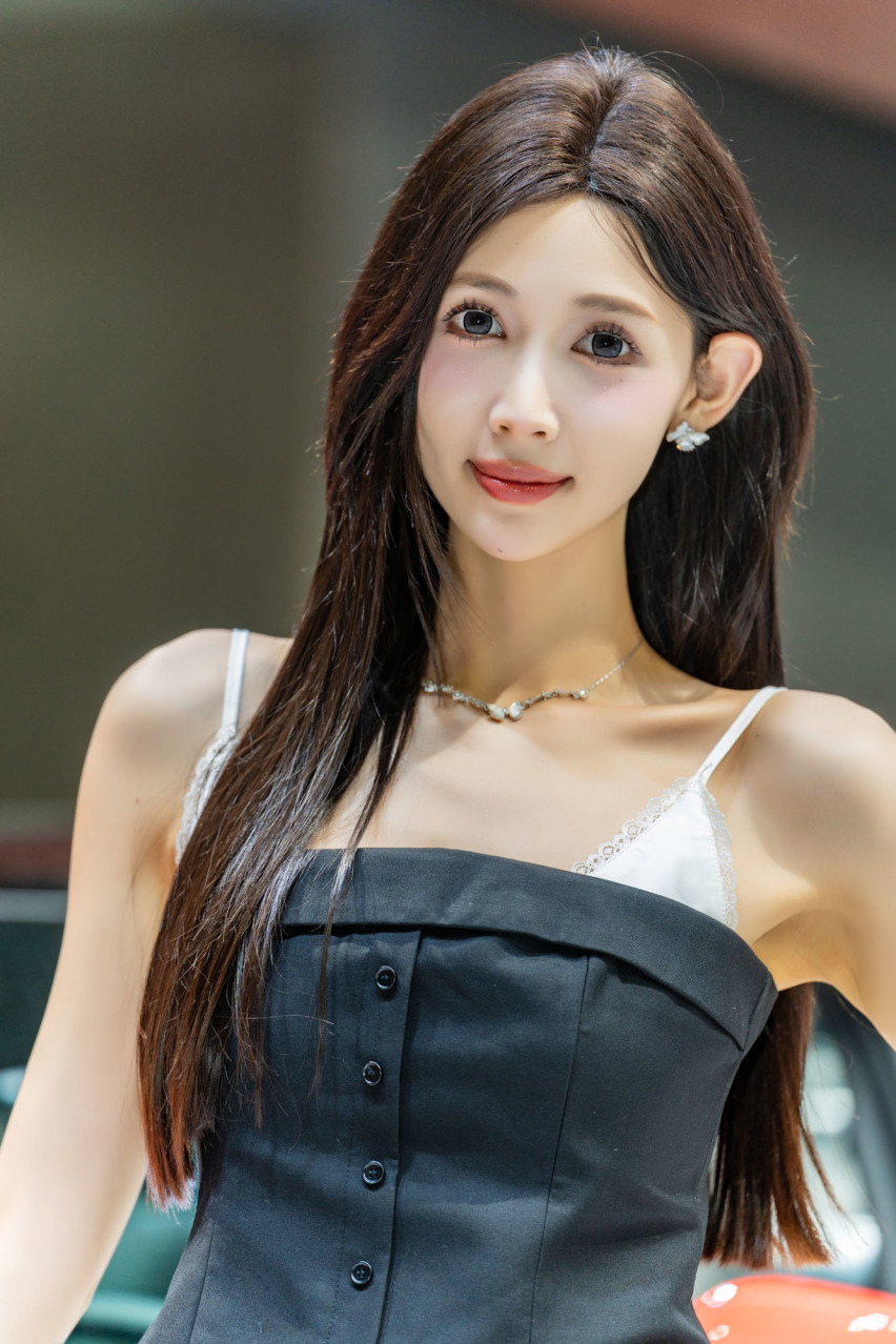 2024广州车展小姐姐大合集！是真男人就坚持到最后一张！