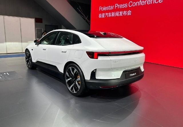 沃尔沃高端新能源限时优惠！24万买中型SUV 比Model Y香