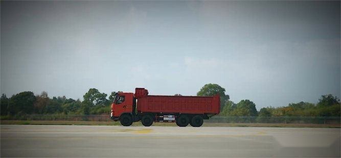 敢和大货车“硬碰硬”？沃尔沃XC90表现如何