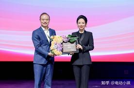 腾势之夜：“九球天后”潘晓婷成腾势D9第30万辆车主