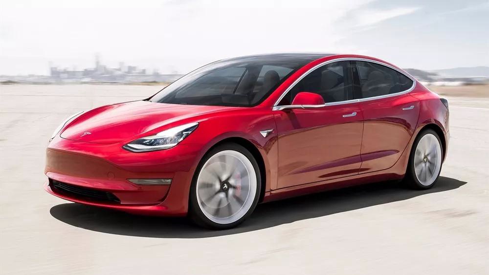 国产特斯拉Model 3能预定了，最快只要半年就能提车