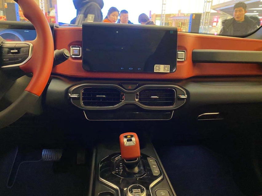 未来的汽车什么样？ 吉利ICON告诉你答案
