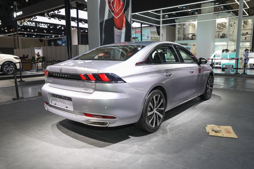 那些冷门但性价比超高的B级车，标致508L和斯柯达速派