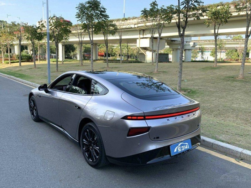 30万以下中型车，小鹏P7、长安深蓝SL03、海豹怎么选？