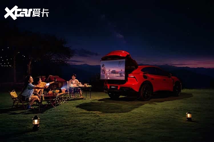 杨洋亲测不想下车！ 岚图追光S限时权益价22.39万起