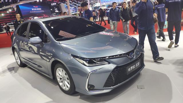 上海车展:一汽丰田卡罗拉双擎实车