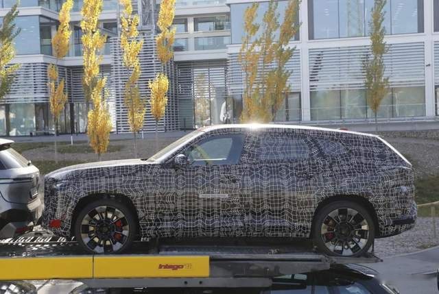 你以为X7就是旗舰了？不，BMW X8已在路上