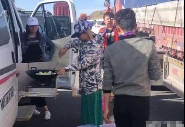 国庆出广东的车主们,你们堵在哪儿了?