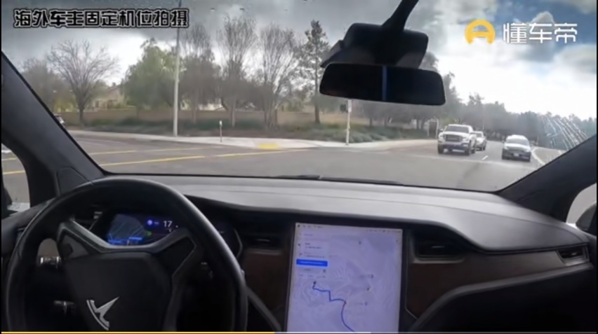 智己汽车、特斯拉、华为，三大自动驾驶辅助系统对比，谁更智能？