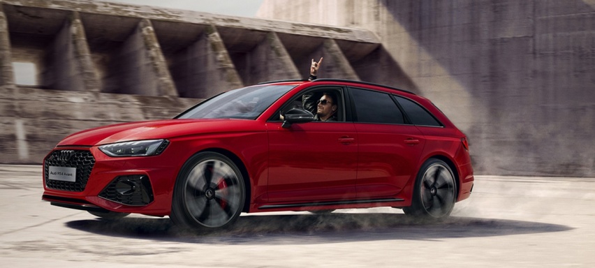 奥迪全新一代RS 4 Avant