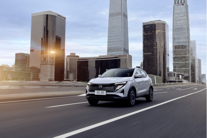 全球爆款SUV再升級,東風日產逍客·榮譽限時一口價9.98萬元起 全球爆款SUV再升級,東風日產逍客·榮譽限時一口價9.98萬元起