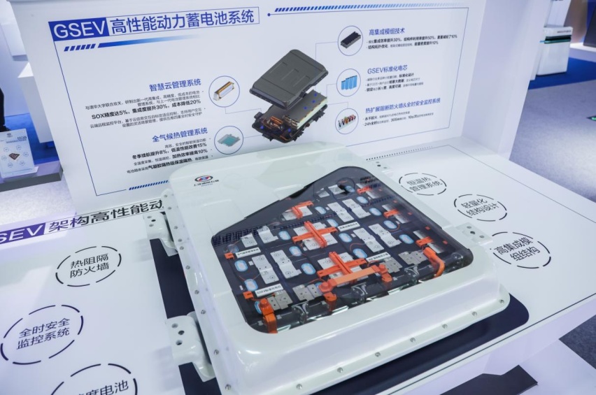 宏光MINI EV破40万！1-9月中国五菱销量超127万辆