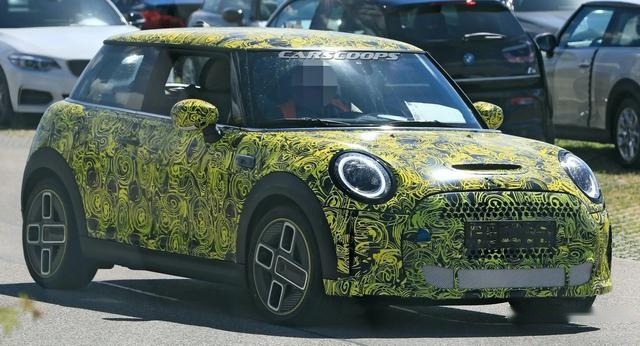 最新款纯电动MINI Cooper SE谍照曝光