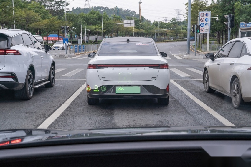 换电，智驾……它的目标不止“屏霸”
