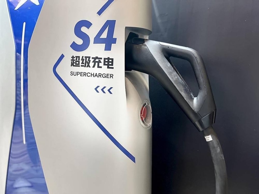 小鹏汽车：用超快充技术，迈入补能新时代
