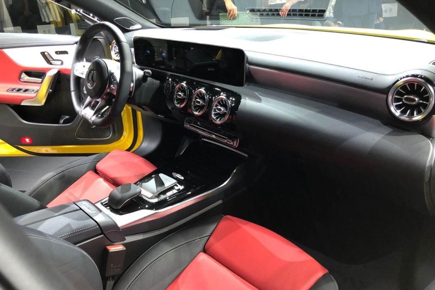 AMG 35新成员，轿跑更动感，AMG CLA35上市