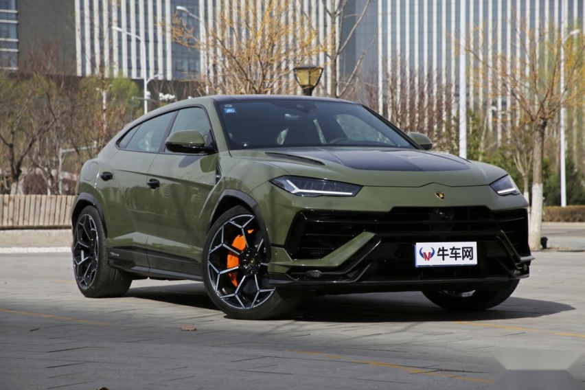 超级SUV继续登峰造极 试驾兰博基尼Urus Performante