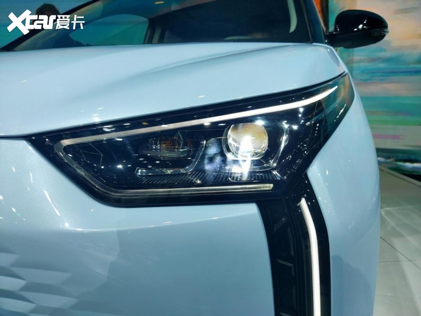 成都车展｜续航408km带快充，顶配卖到10万元，实拍奇瑞QQ无界Pr