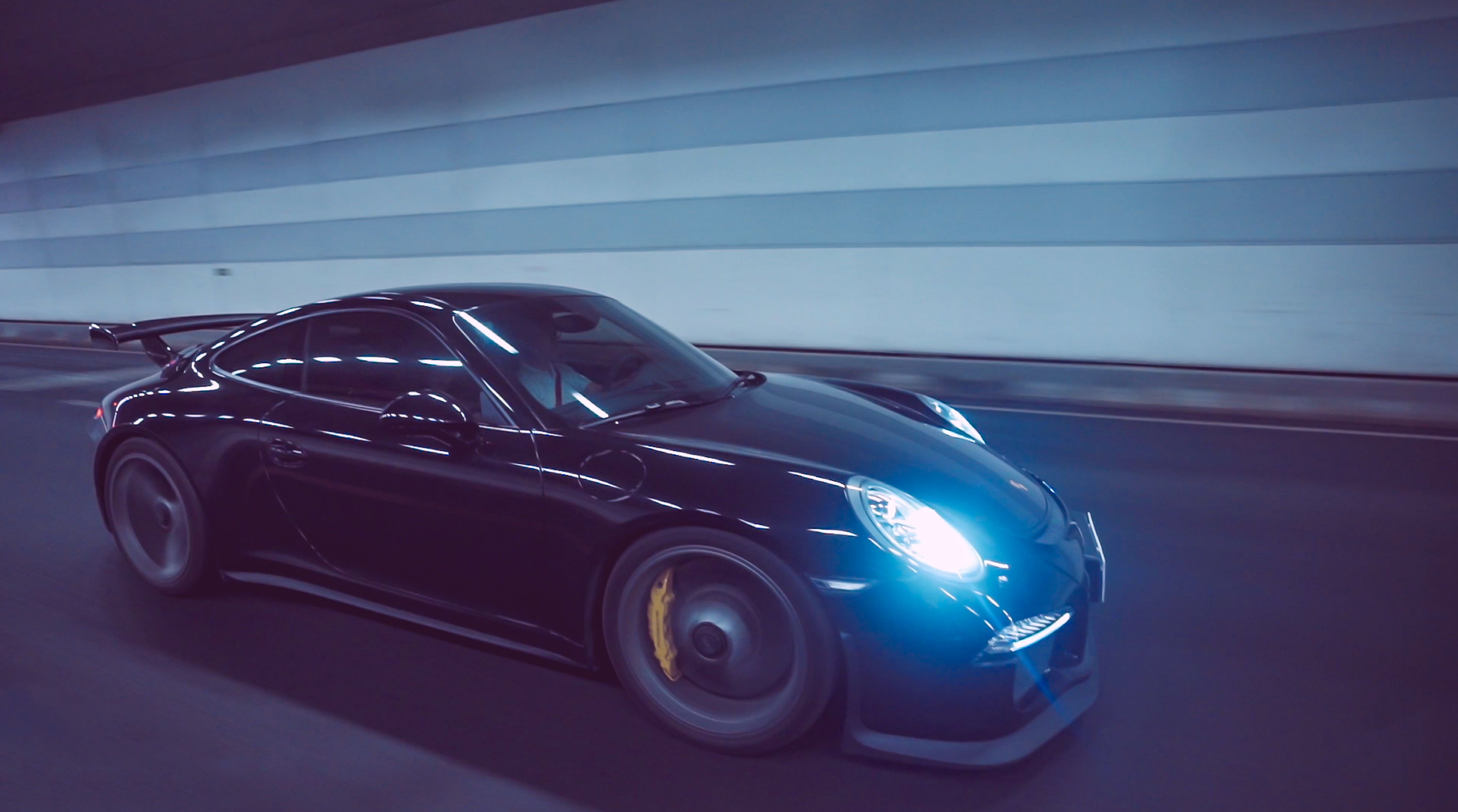 ֮ӳ ir(sh)911 GT3ġ[x䡱