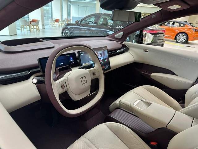 盘点5款值得抄底的新车，有的优惠15万，想买车的可以出手了