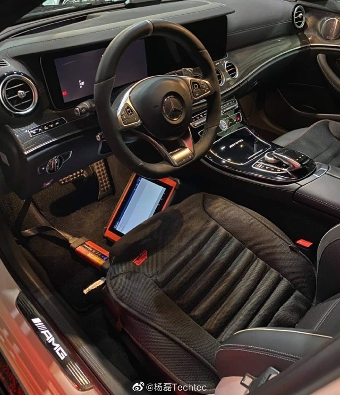 奔驰W213-E63S-AMG刷ECU改装动力德国TECHTEC电脑