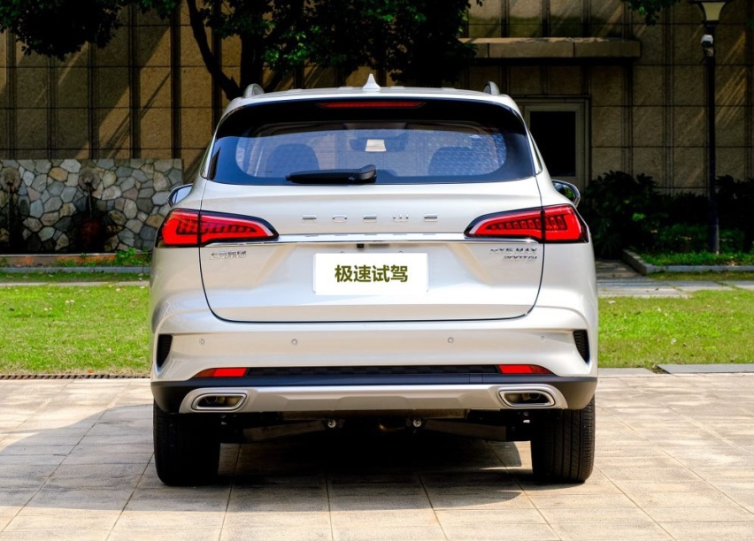 15万预算，长安CS75PLUS/荣威RX5 MAX怎么选