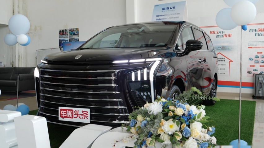 实力超卷！续航超千公里中大型插混MPV，东风风行星海V9怎么样？