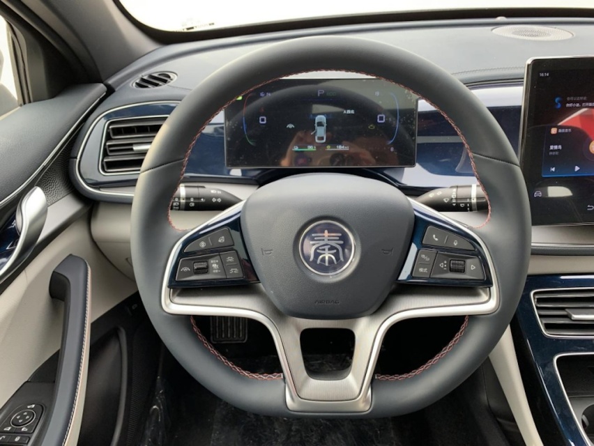 、百公里亏电油耗低至3.8L，主打的就是“省”！1157.png