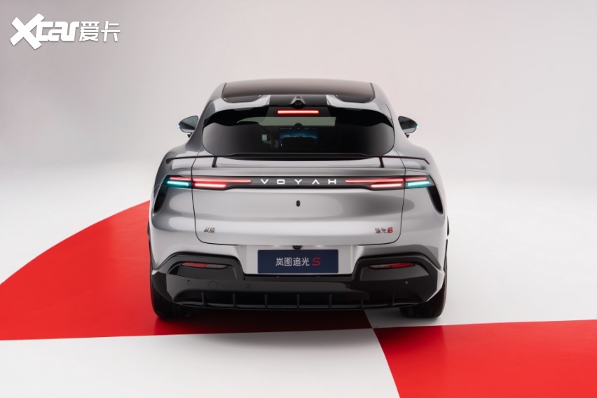 帅就完事了?岚图追光S定位FUV预售价30.99万
