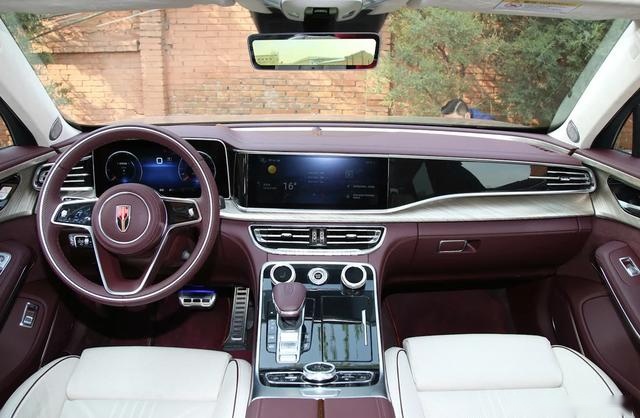 2.0T动力超奥迪A6L，比宝马5系大，30万你会买吗？