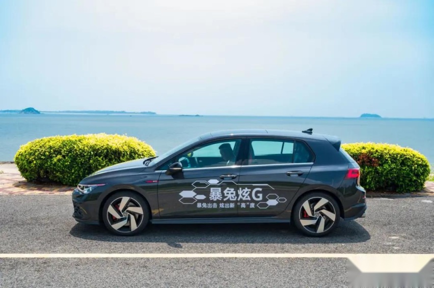 一次开够8代高尔夫GTI，告诉你为什么买它要趁早！