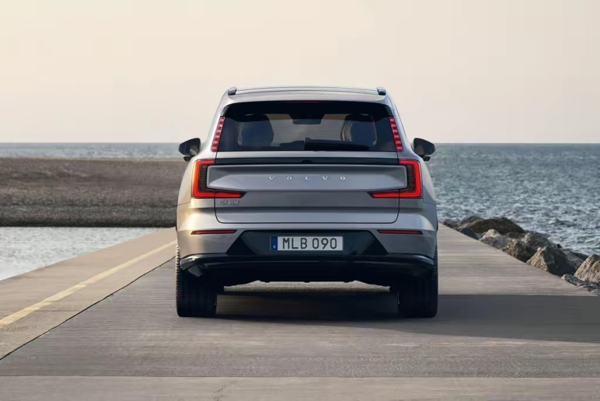 沃尔沃EX90将于4月国内亮相 纯电续航600km 比XC90还大