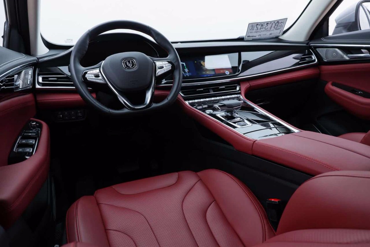 长安推CS85 COUPE 1.5T新车，不足12万起太划算