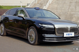 欣哲快评丨分享一下岚图追光L的第一印象