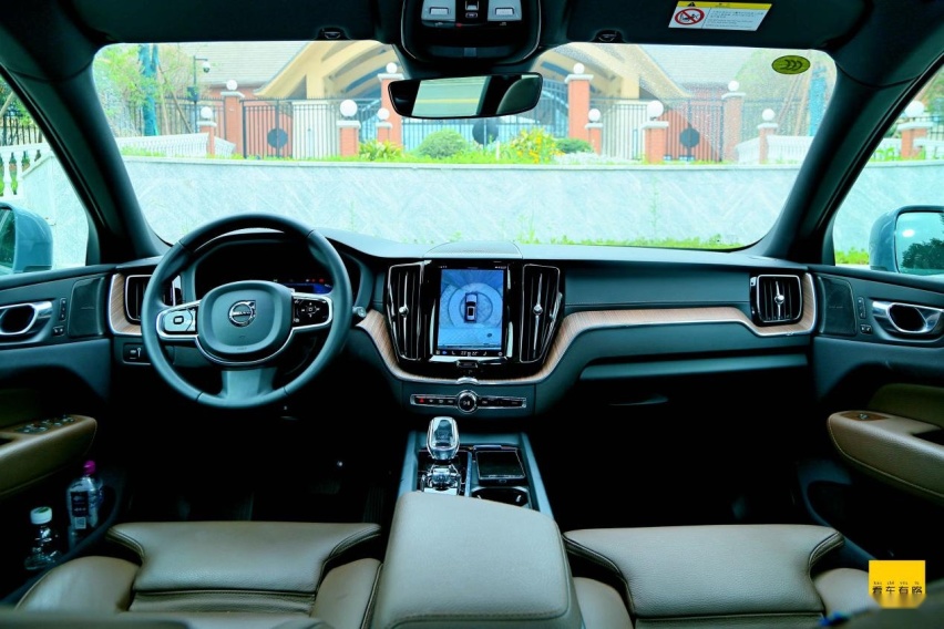 试驾沃尔沃XC60 B5版，全时智能四驱+48V轻混系统
