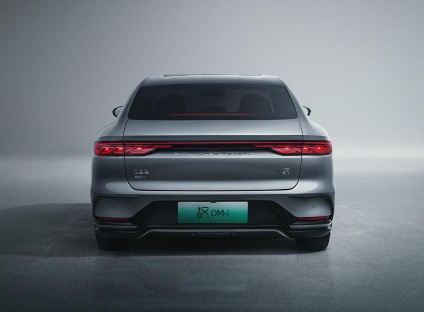 3.7s破百、最长续航1300km，预售21.68万元起的汉DM-i/
